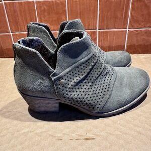 NEW Earth Origins‎ Women's Size 6.5 Wide Olive Green Suede Ankle Zip Booties